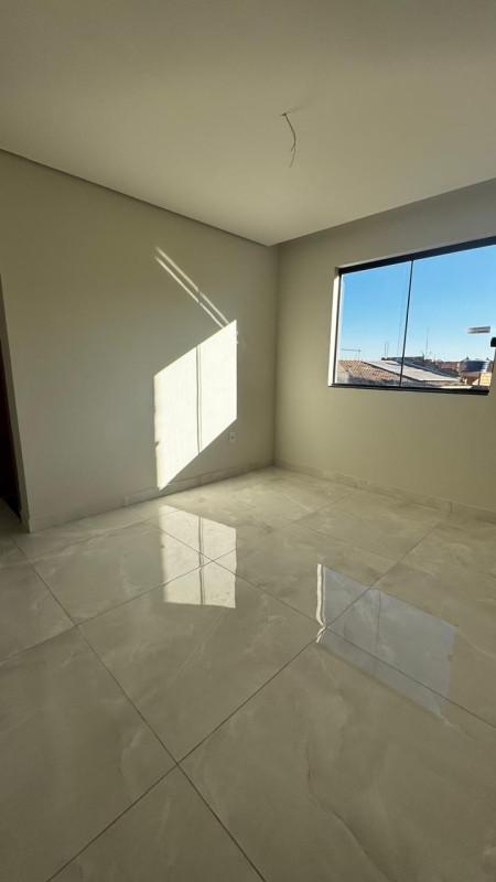 Casa, Nacional, 2 Quartos, 1 Vaga, 1 Suíte