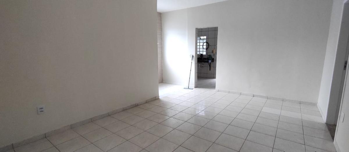 Casa, Palmeiras, 6 Quartos, 5 Vagas, 1 Suíte