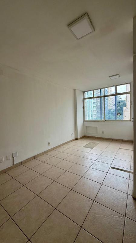 Sala, Centro, 0 Quarto, 1 Vaga