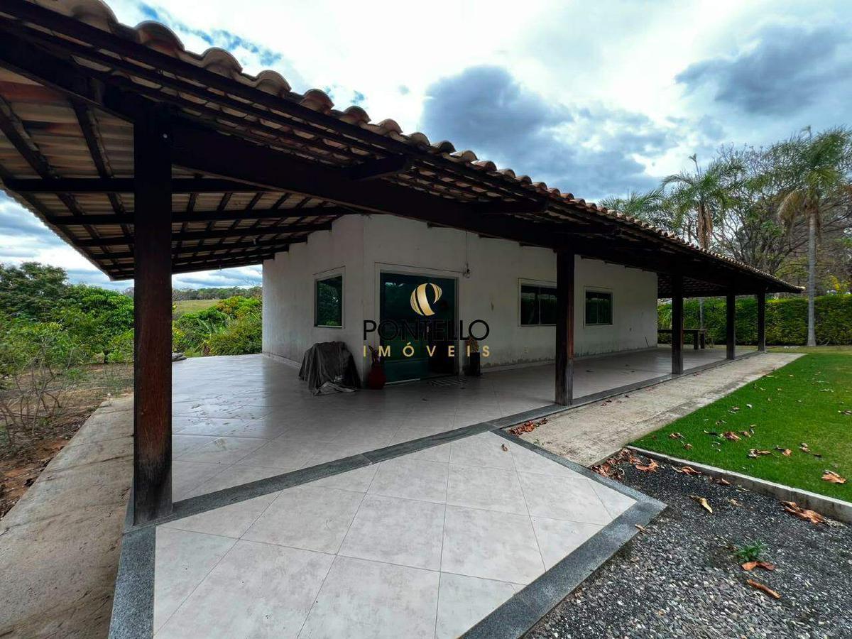 Fazenda, Universitário, 4 Quartos, 3 Vagas, 1 Suíte