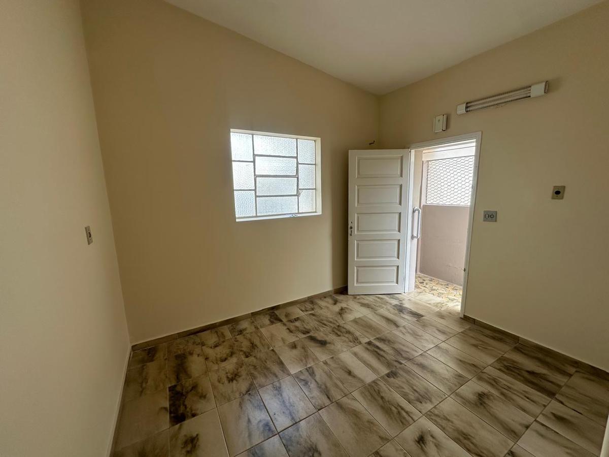 Casa Comercial, Centro, 0 Quarto, 0 Vaga