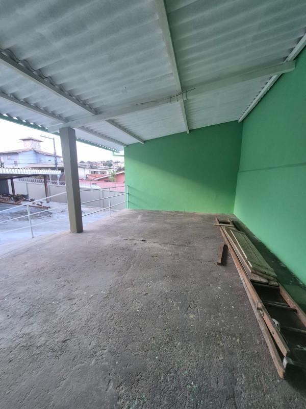 Galpão, Ermelinda, 0 Quarto, 30 Vagas