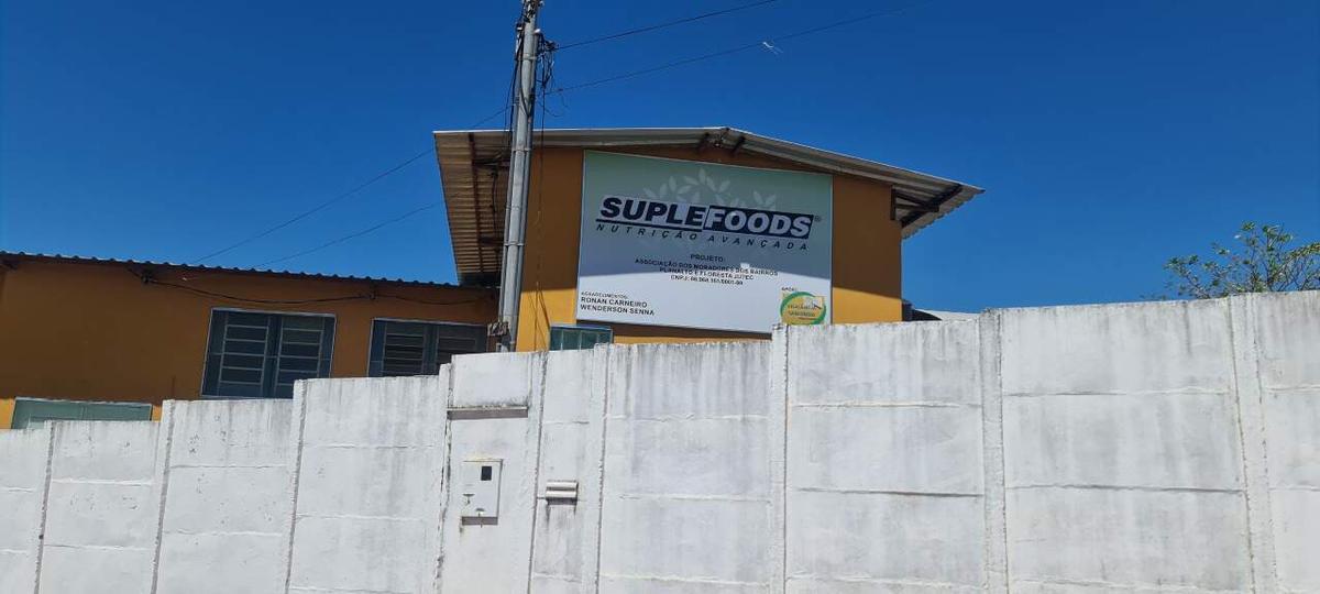 Lote, Centro, 0 Quarto, 0 Vaga