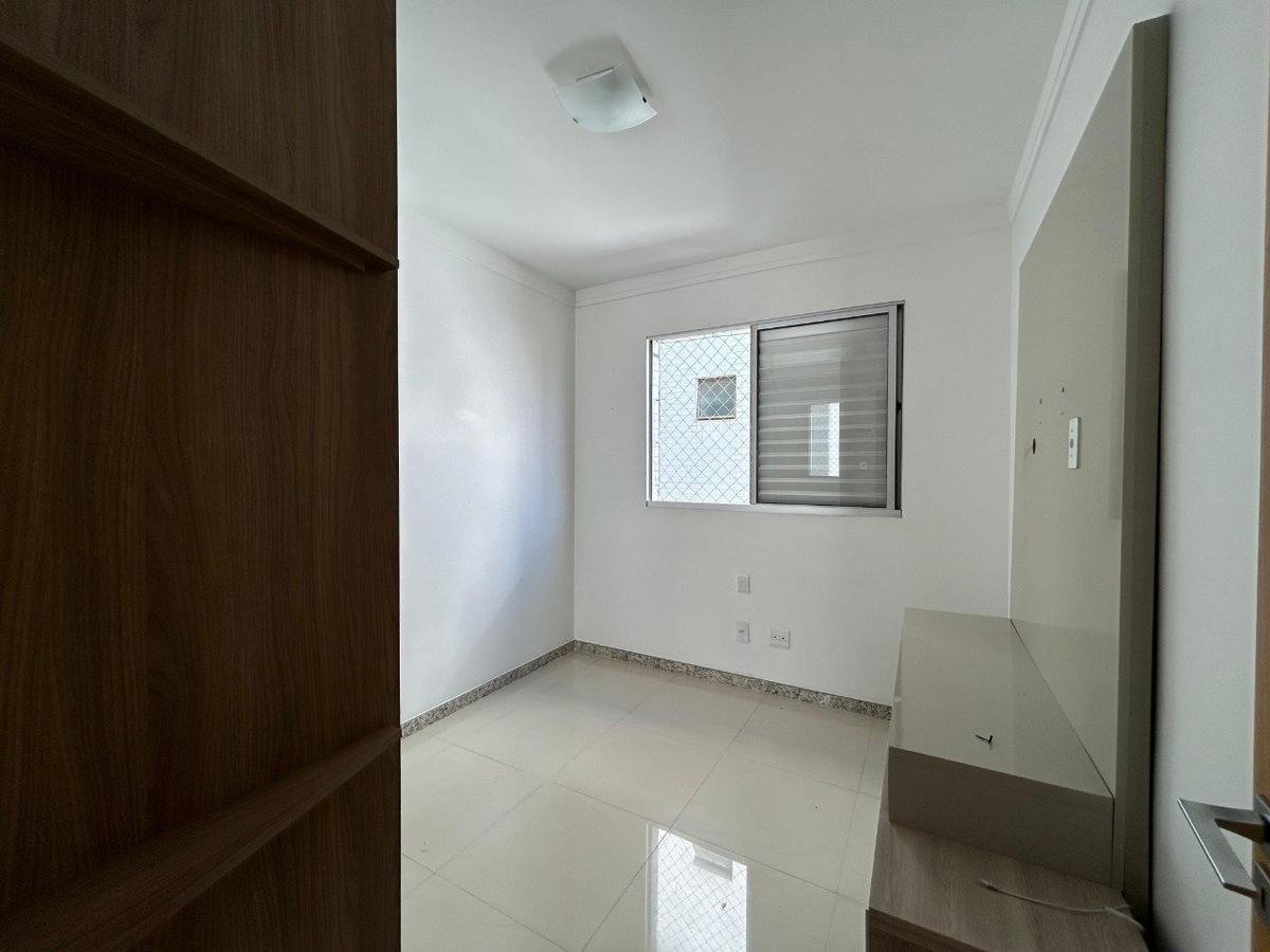 Apartamento, Castelo, 3 Quartos, 2 Vagas, 1 Suíte