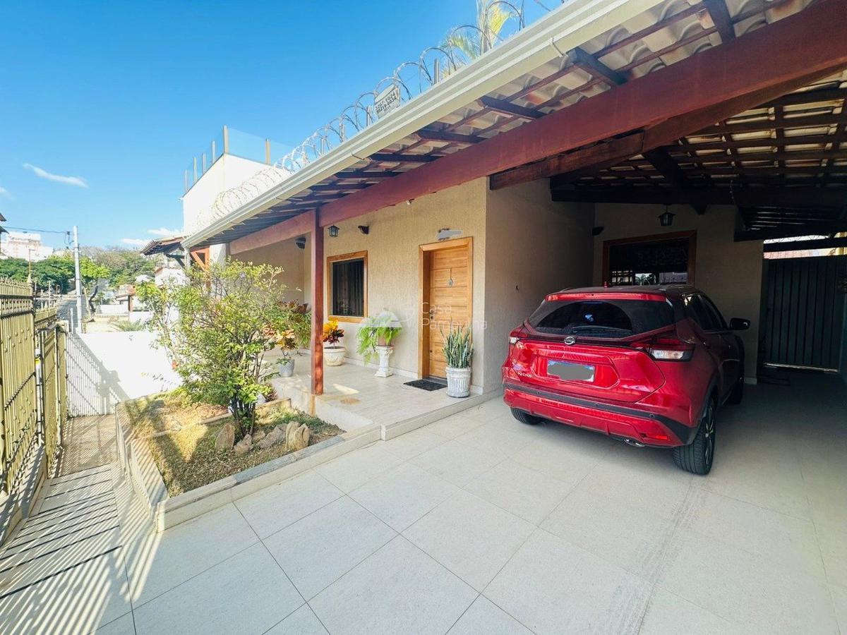 Casa, Santa Amélia, 4 Quartos, 6 Vagas, 2 Suítes