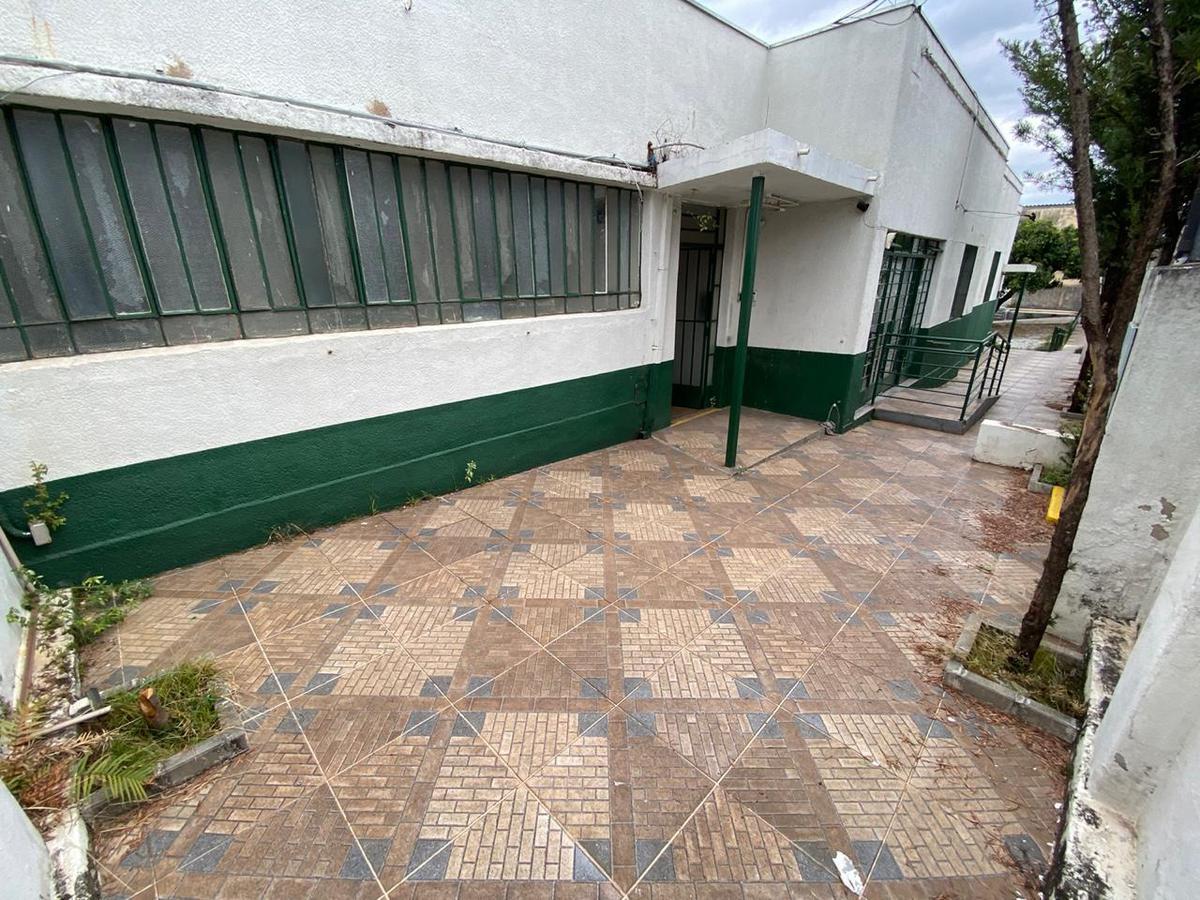 Prédio, São Francisco, 0 Quarto, 20 Vagas