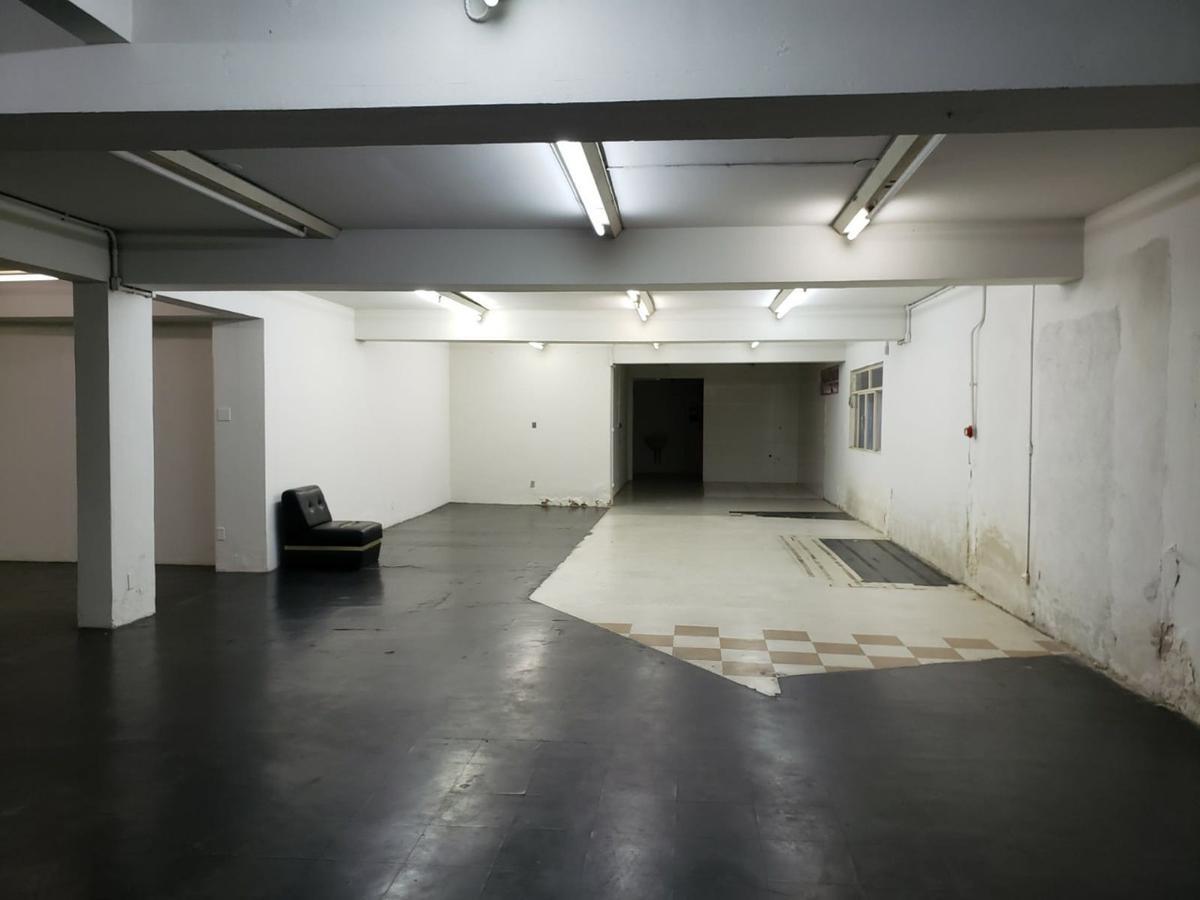 Prédio, Centro, 0 Quarto, 0 Vaga