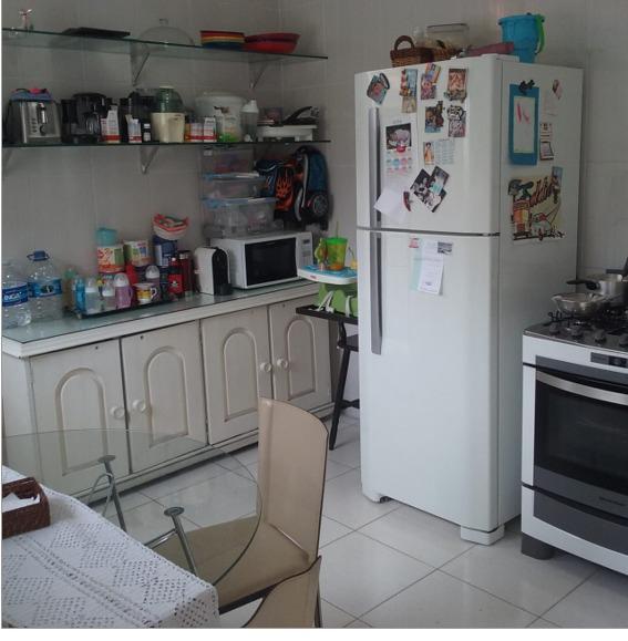 Casa, Calafate, 2 Quartos, 2 Vagas, 1 Suíte