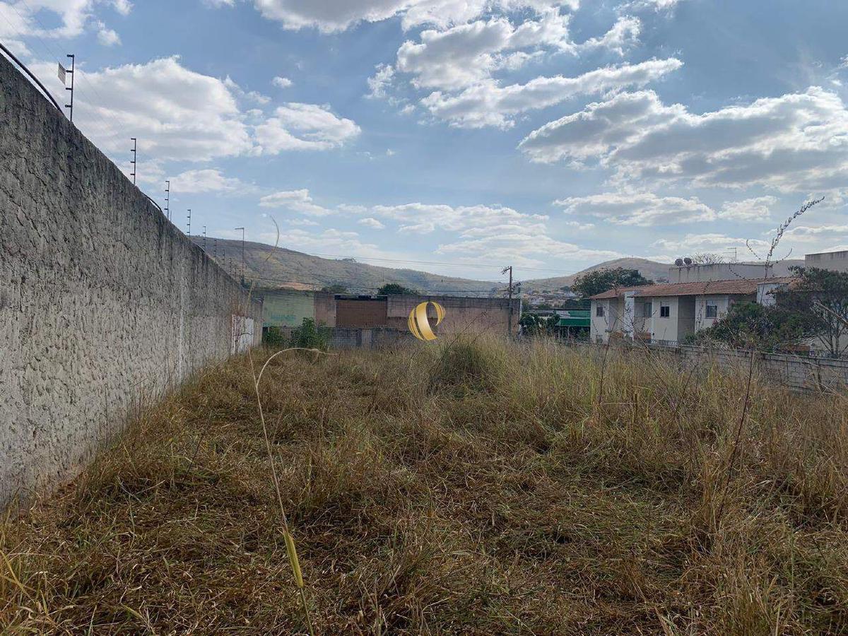 Lote, Centro, 0 Quarto, 0 Vaga