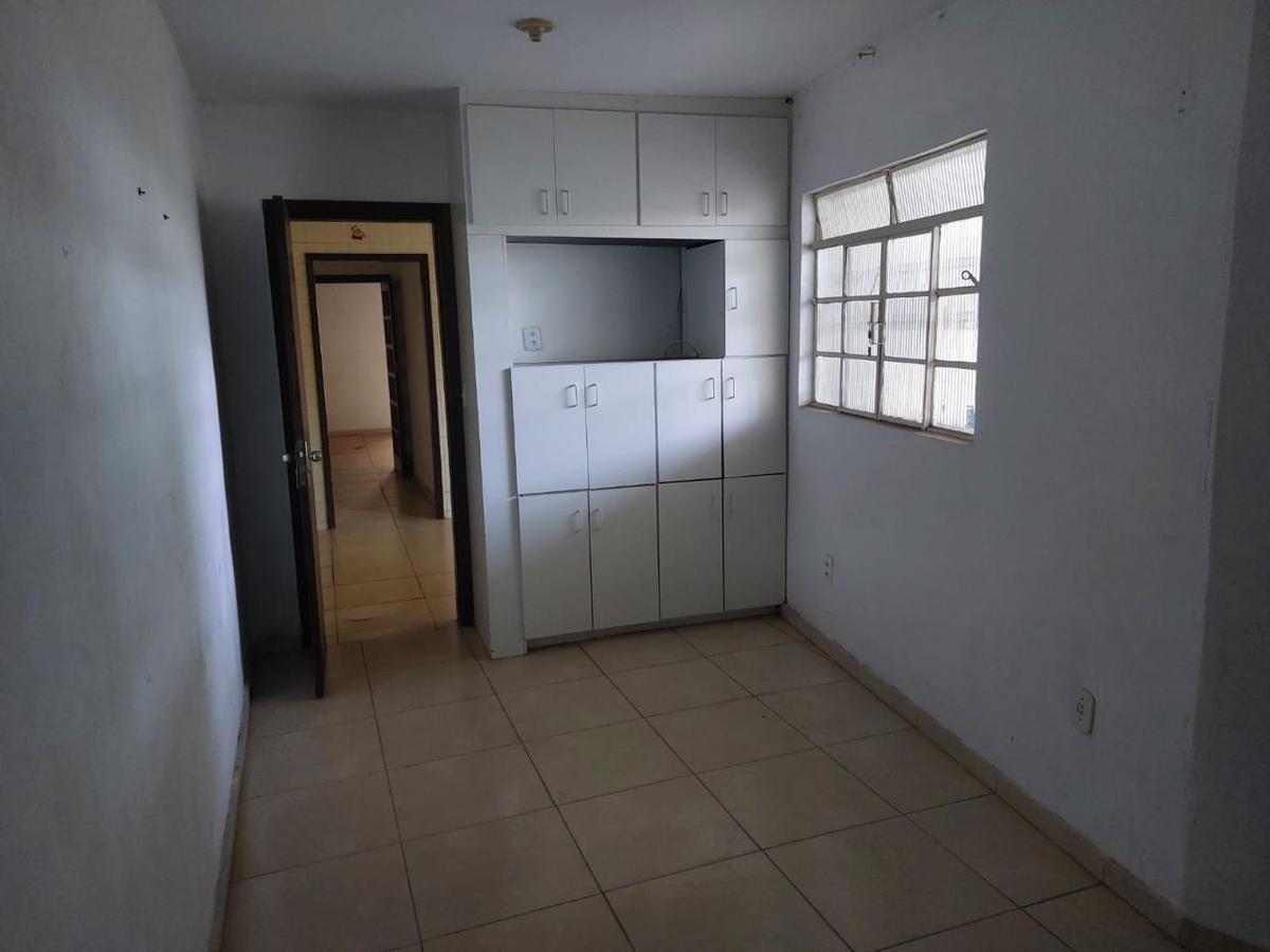 Casa, Concórdia, 3 Quartos, 4 Vagas, 1 Suíte