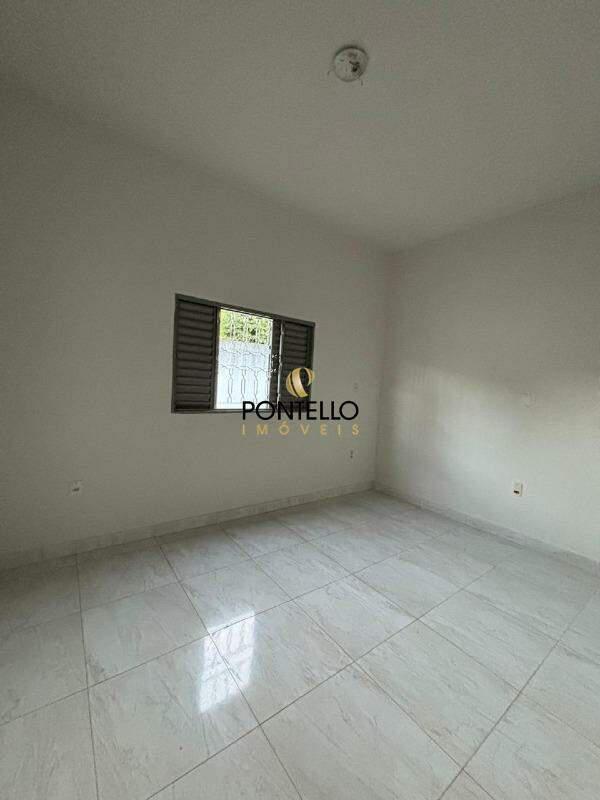 Casa, Manoa, 3 Quartos, 2 Vagas, 1 Suíte