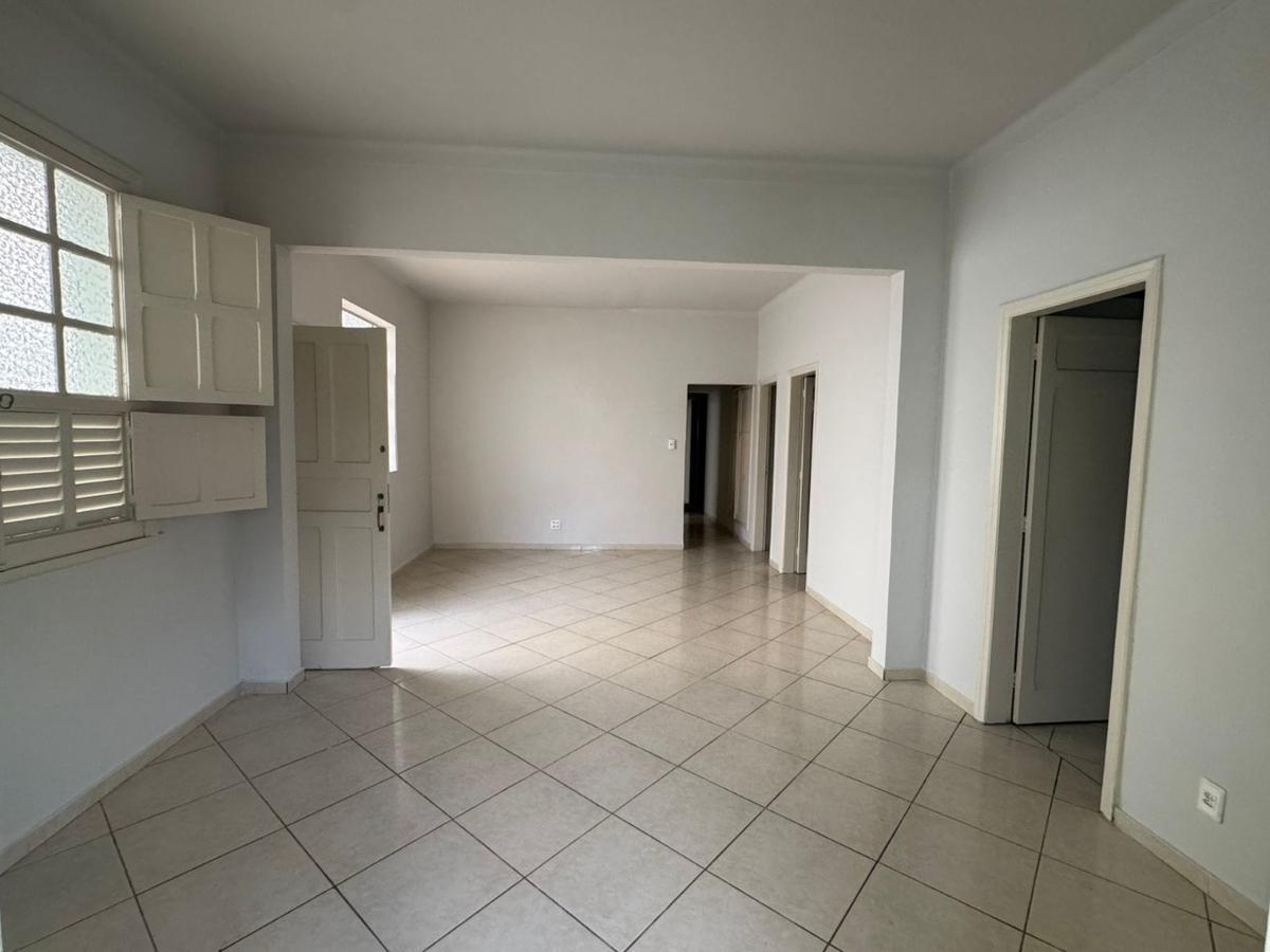 Casa, Colégio Batista, 5 Quartos, 1 Vaga, 1 Suíte