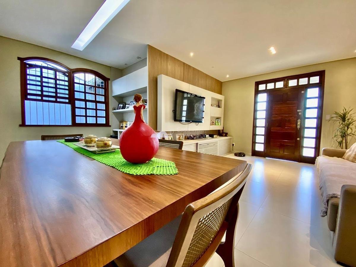 Casa, Itapoã, 4 Quartos, 4 Vagas, 2 Suítes