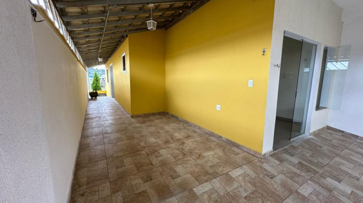 Casa, Masterville, 3 Quartos, 2 Vagas, 1 Suíte