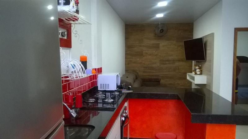 Casa, Cabral, 4 Quartos, 2 Vagas, 1 Suíte