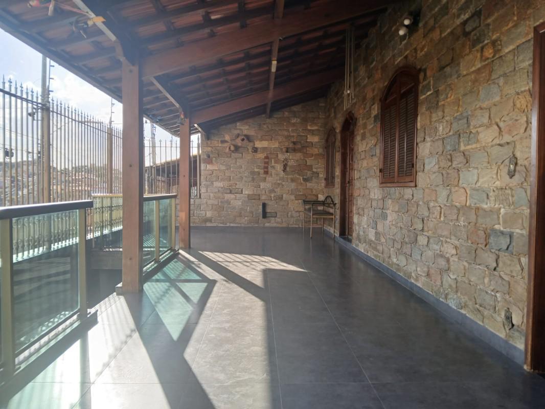 Casa, Campo Alegre, 3 Quartos, 3 Vagas, 1 Suíte