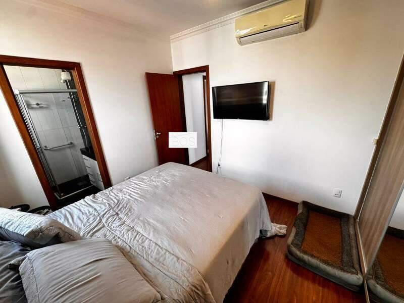 Apartamento, Sagrada Família, 3 Quartos, 2 Vagas, 1 Suíte