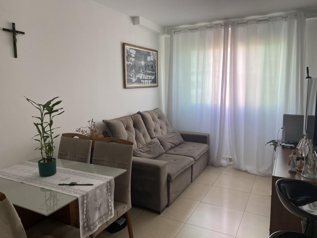 Apartamento, Sagrada Família, 2 Quartos, 1 Vaga, 1 Suíte
