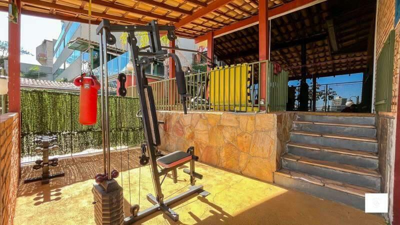 Casa, Santa Lúcia, 5 Quartos, 5 Vagas, 2 Suítes