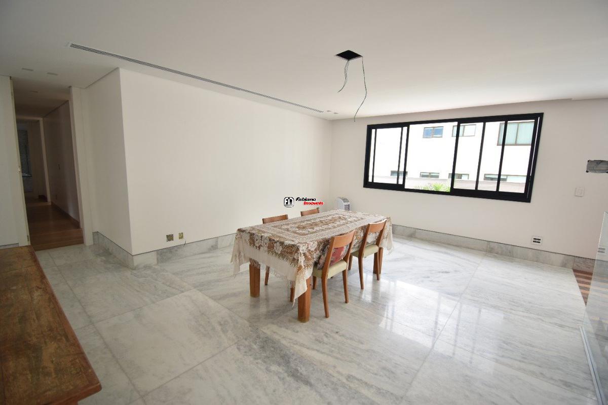 Casa, São Luiz (pampulha), 5 Quartos, 3 Vagas, 2 Suítes