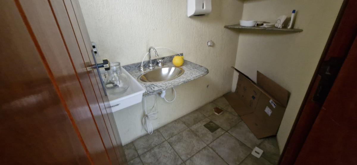 Casa, Concórdia, 10 Quartos, 8 Vagas, 1 Suíte