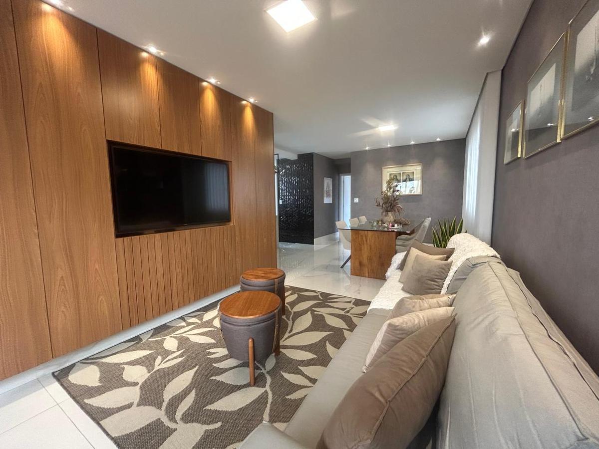 Apartamento, Castelo, 4 Quartos, 2 Vagas, 1 Suíte