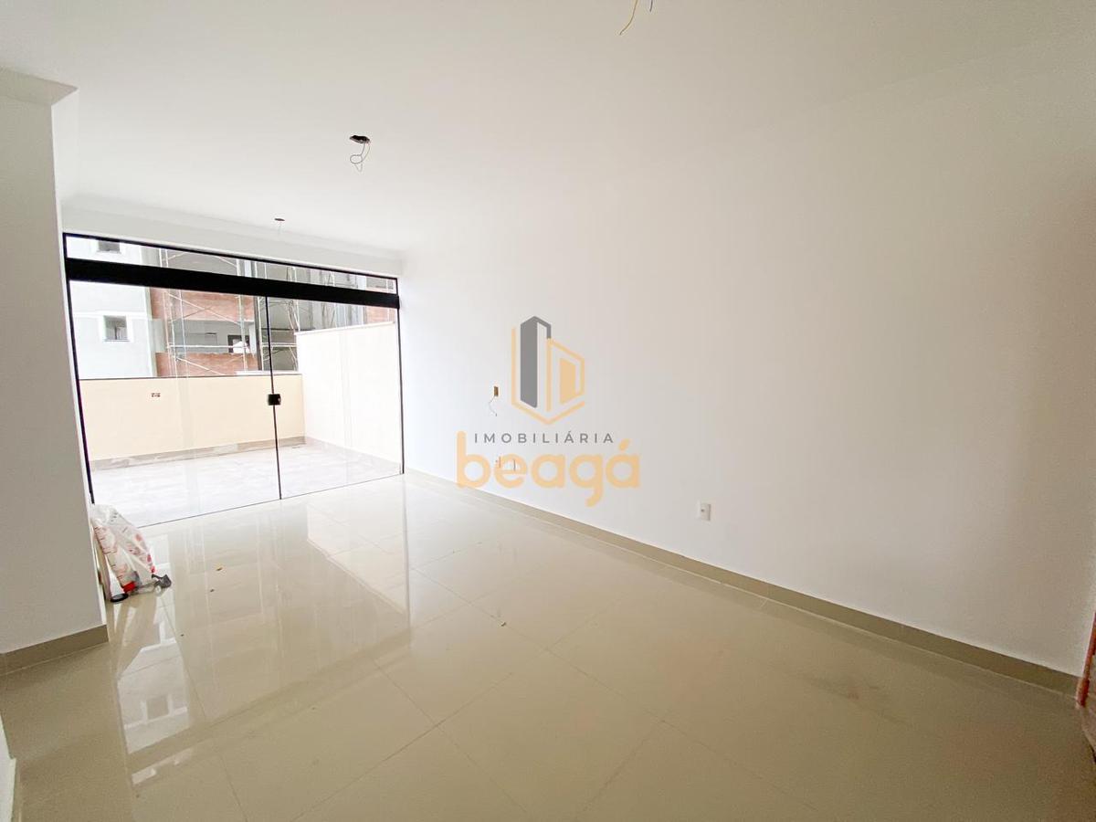 Apartamento, Serrano, 2 Quartos, 2 Vagas