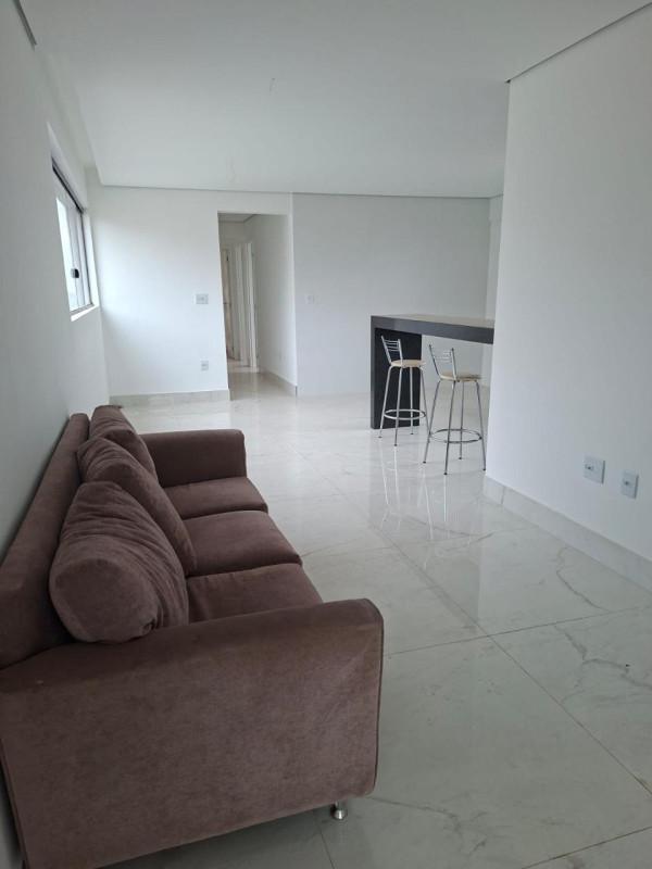 Apartamento, Barreiro, 3 Quartos, 2 Vagas, 1 Suíte