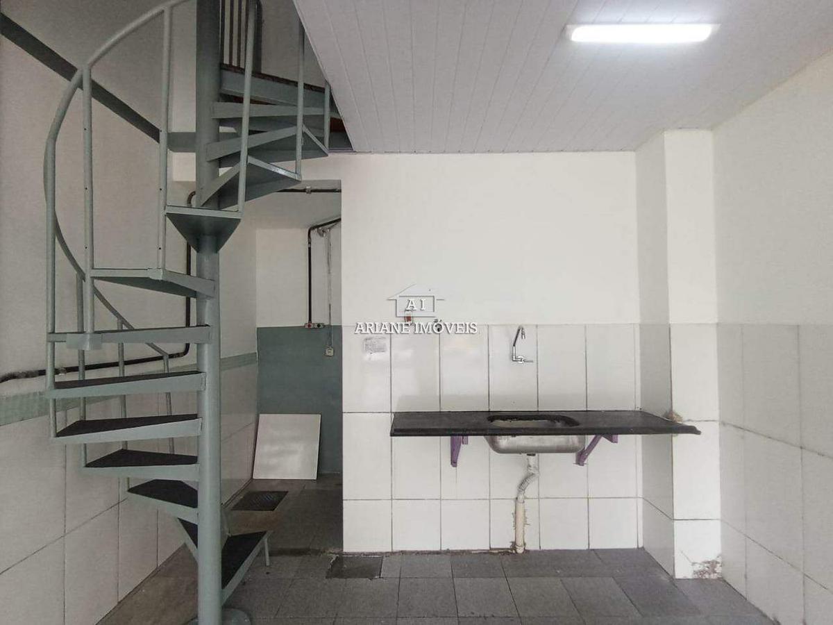 Andar, Barreiro, 0 Quarto, 0 Vaga