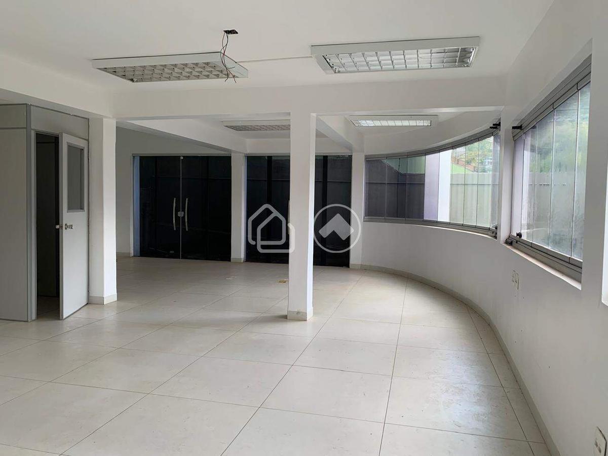 Casa, Santa Lúcia, 6 Quartos, 8 Vagas, 5 Suítes