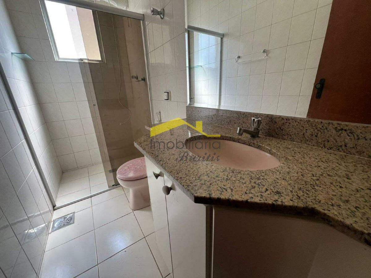 Cobertura, Estoril, 3 Quartos, 2 Vagas, 1 Suíte