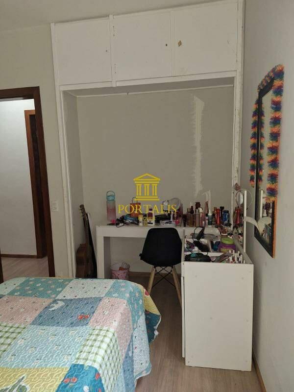 Apartamento, Colégio Batista, 2 Quartos, 0 Vaga, 1 Suíte