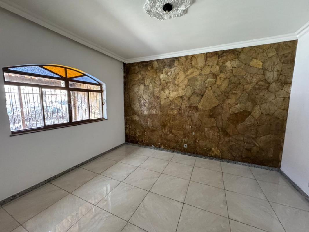 Casa, Graça, 4 Quartos, 2 Vagas, 1 Suíte
