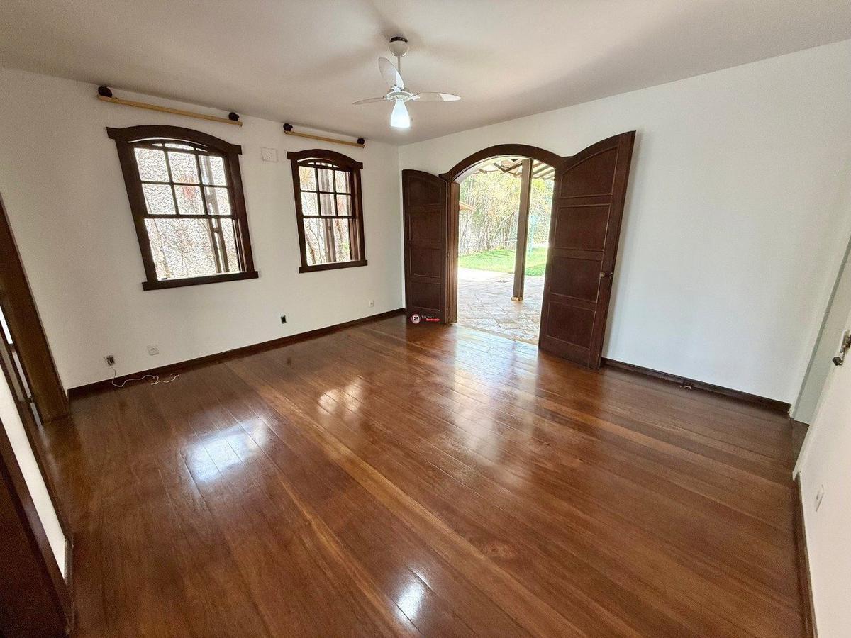 Casa, São Luiz (pampulha), 5 Quartos, 8 Vagas, 2 Suítes