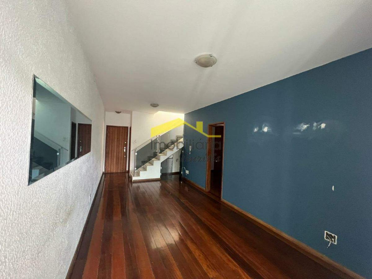Cobertura, Estoril, 3 Quartos, 2 Vagas, 1 Suíte