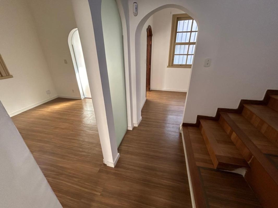 Casa, Funcionários, 3 Quartos, 2 Vagas