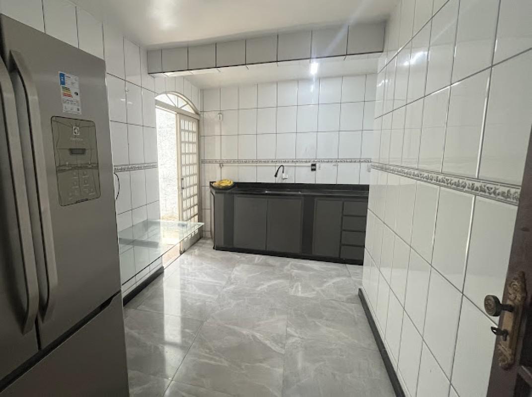 Casa, Alípio de Melo, 4 Quartos, 3 Vagas