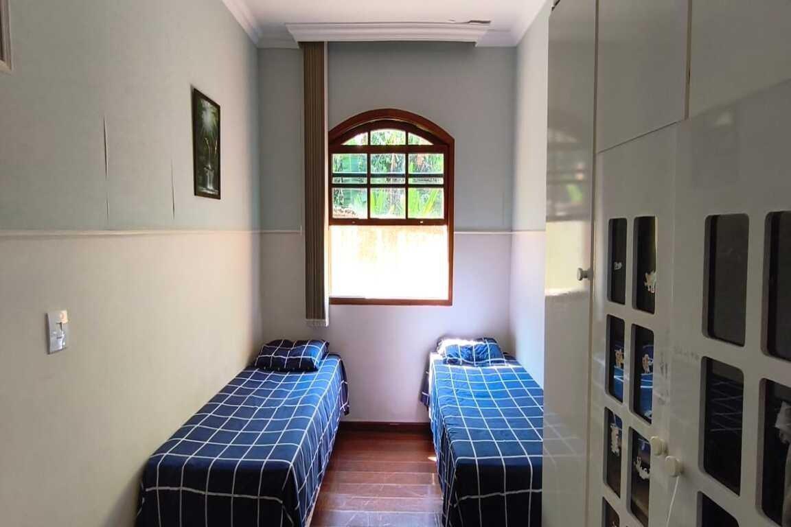 Casa, São Bernardo, 5 Quartos, 4 Vagas, 1 Suíte