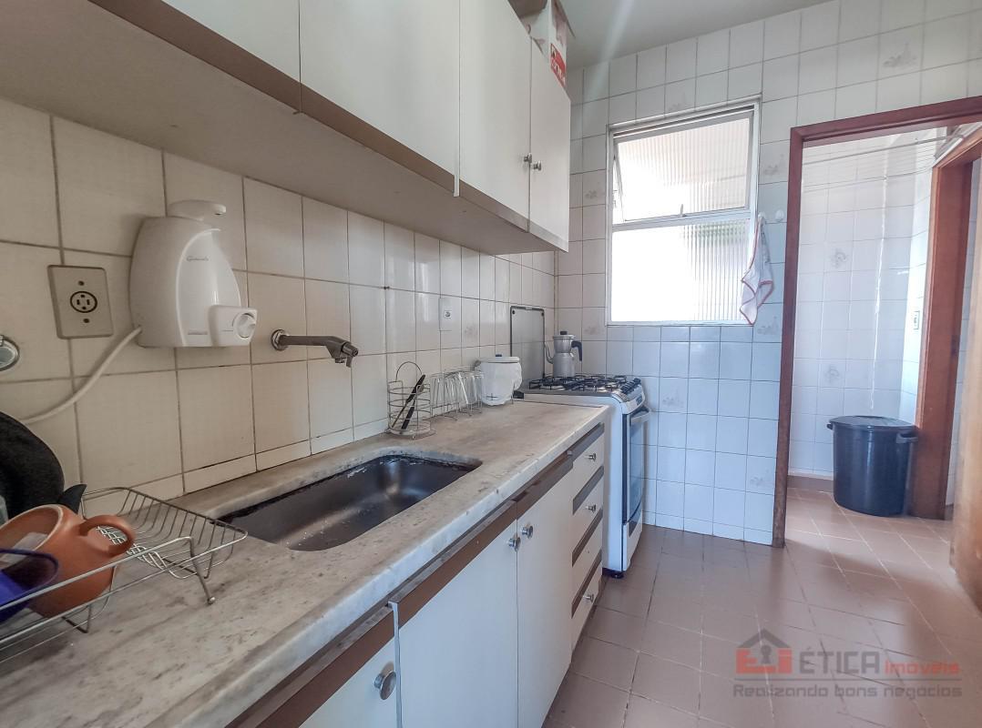 Apartamento, Floresta, 2 Quartos, 1 Vaga