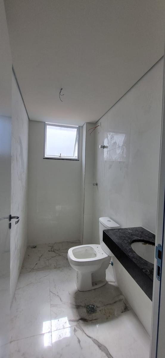 Cobertura, Ana Lúcia, 3 Quartos, 2 Vagas, 1 Suíte