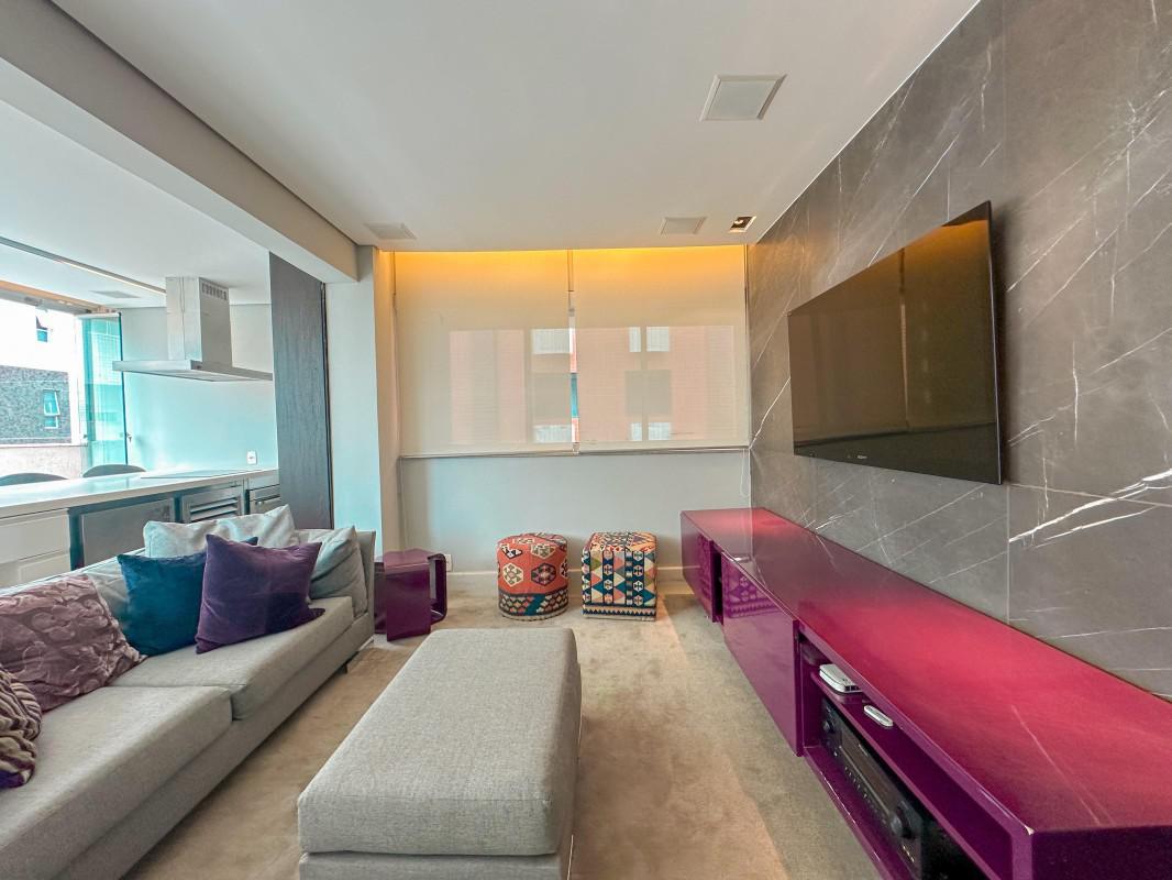 Cobertura, Funcionários, 2 Quartos, 2 Vagas, 2 Suítes