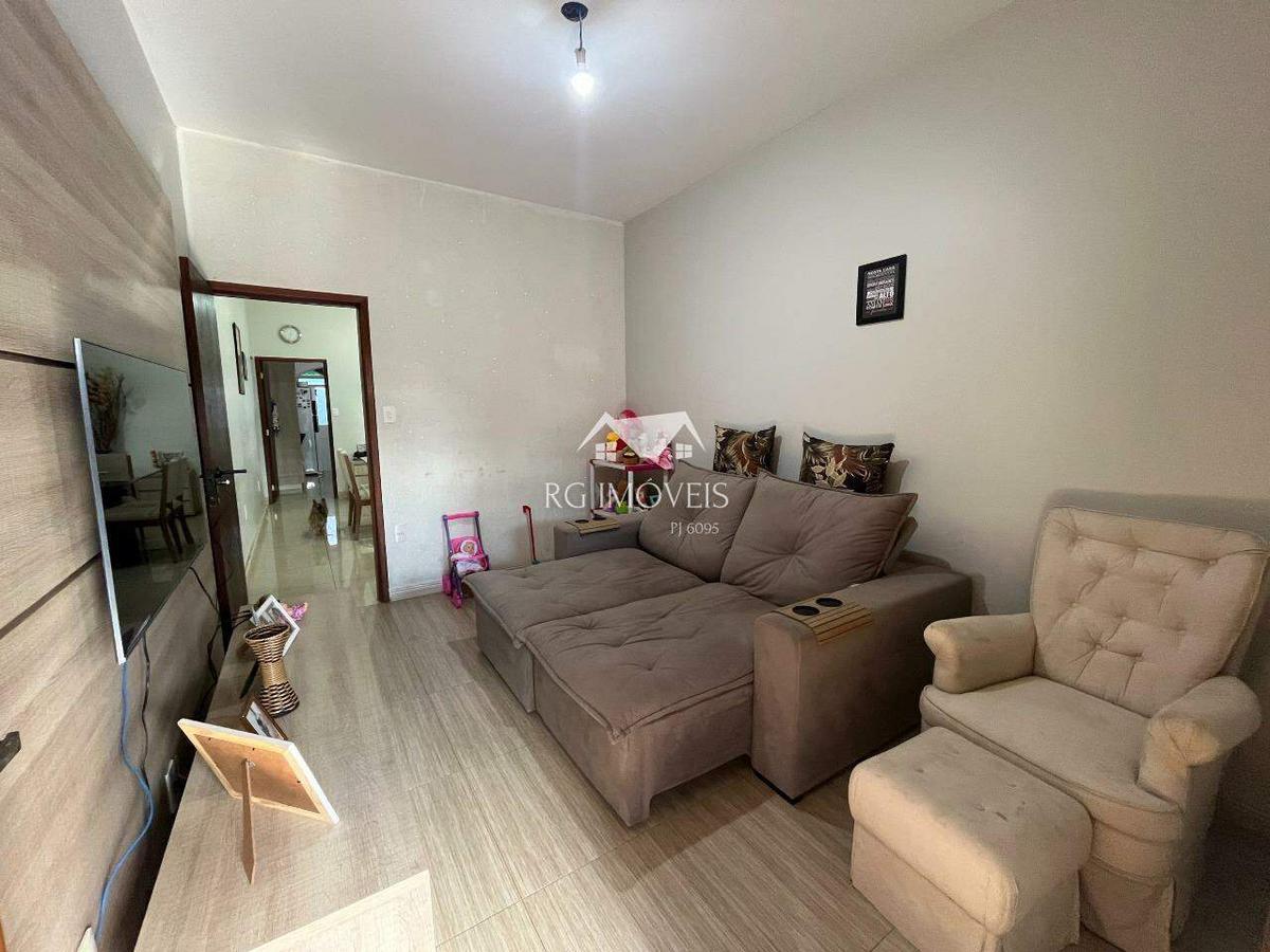 Casa, Milionários, 3 Quartos, 4 Vagas, 1 Suíte