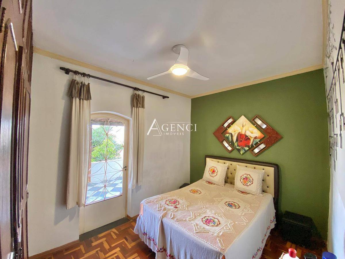 Casa, Santa Maria, 6 Quartos, 0 Vaga, 0 Suíte