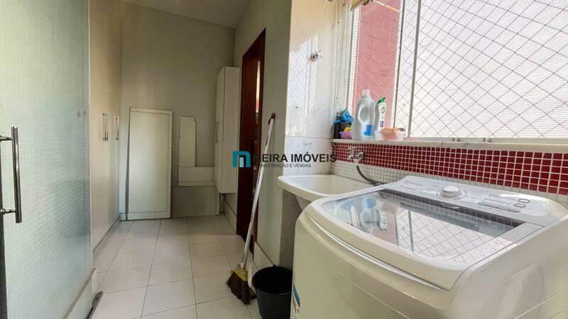 Apartamento, Funcionários, 2 Quartos, 2 Vagas, 1 Suíte