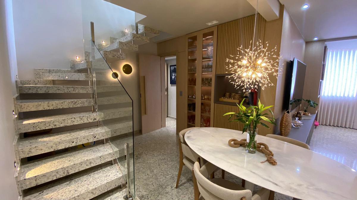 Cobertura, Ouro Preto, 5 Quartos, 2 Vagas, 3 Suítes