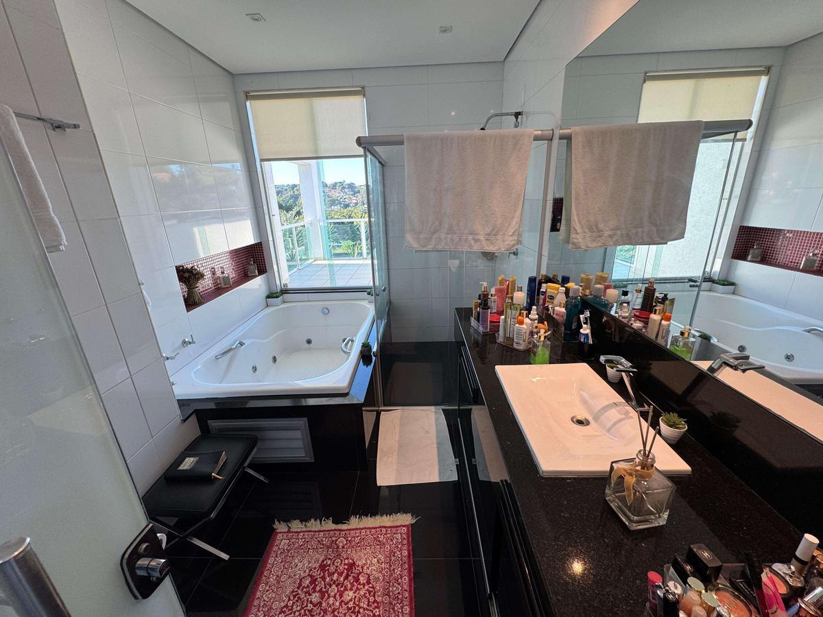 Casa, Bandeirantes (pampulha), 4 Quartos, 6 Vagas, 3 Suítes