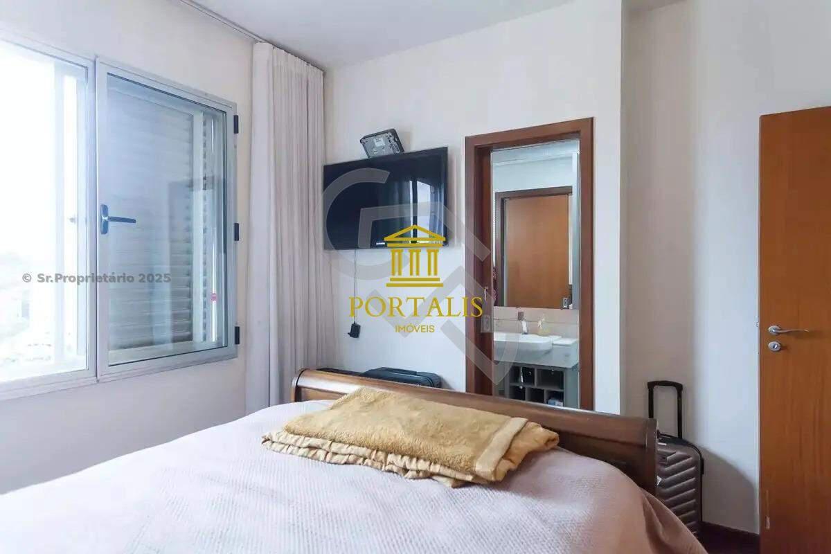 Cobertura, Estoril, 2 Quartos, 2 Vagas, 1 Suíte