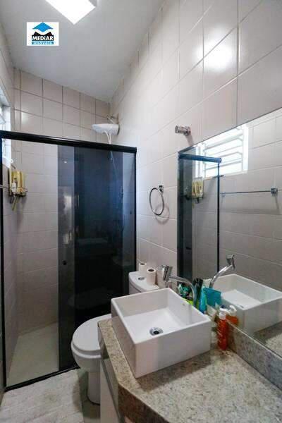 Casa, Buritis, 2 Quartos, 2 Vagas, 1 Suíte