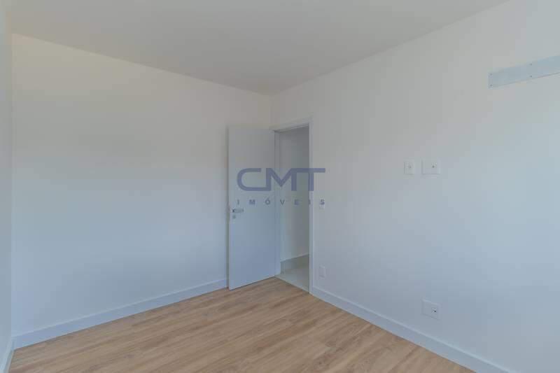 Apartamento, Sagrada Família, 3 Quartos, 2 Vagas, 1 Suíte