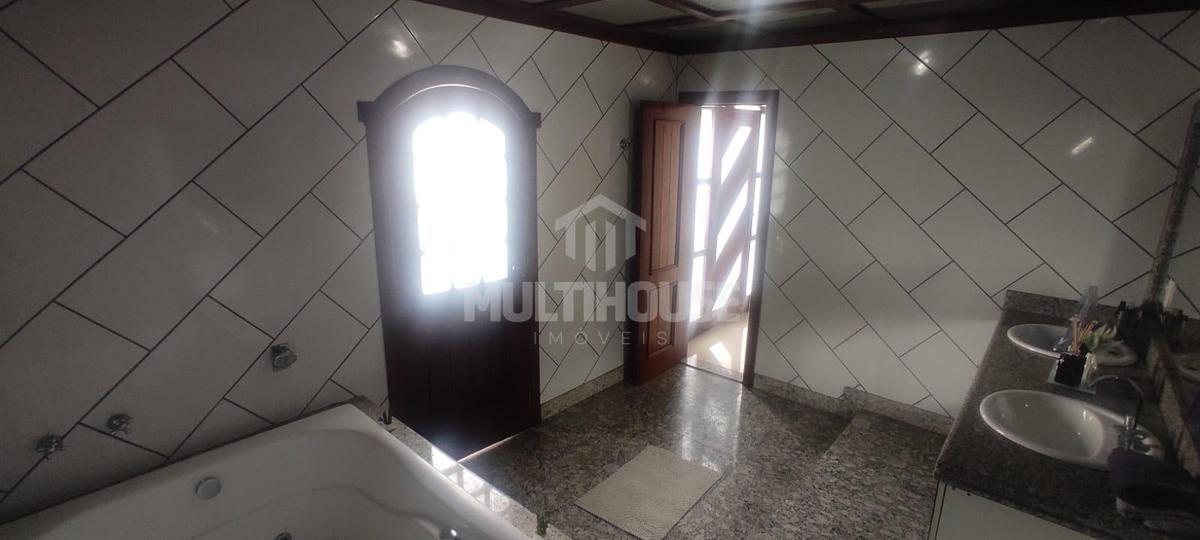 Casa, Heliópolis, 5 Quartos, 4 Vagas, 2 Suítes